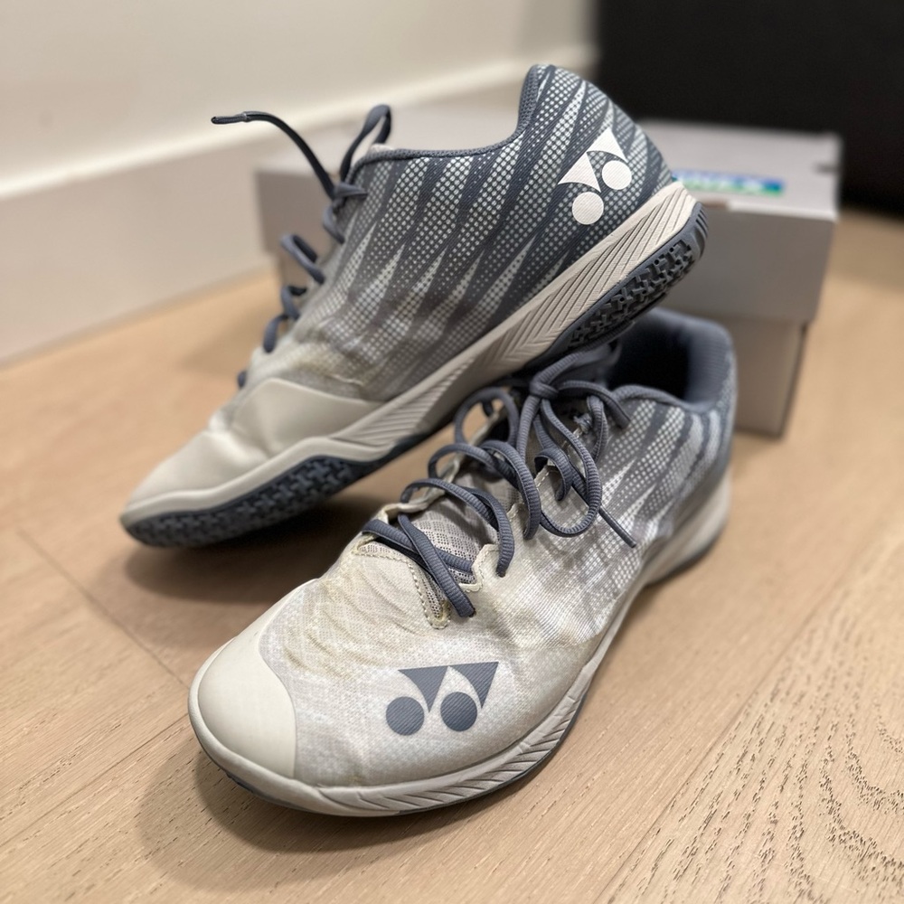 Yonex Aerus Z Men’s Size 10